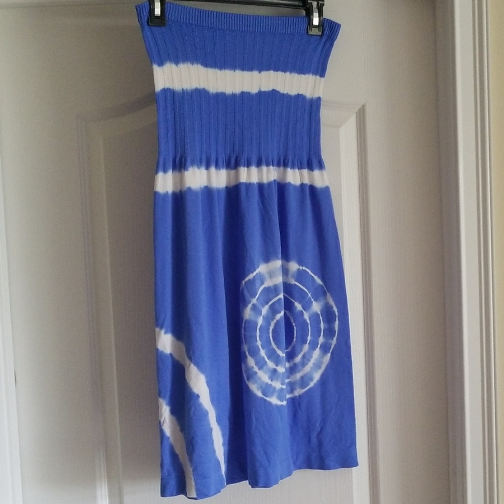 Venus | **Summer staple** Strapless Dress